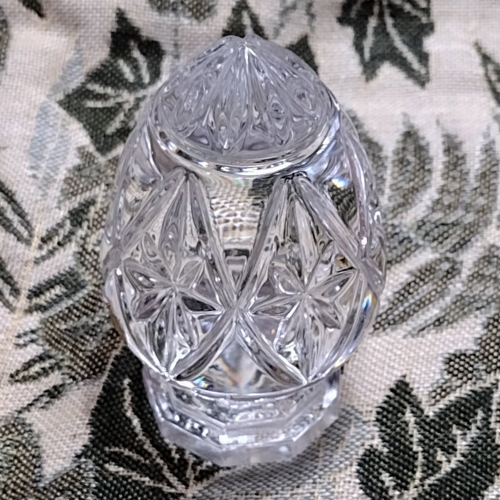 Bleikristall 24% Lead Crystal Glass Egg Paperweight